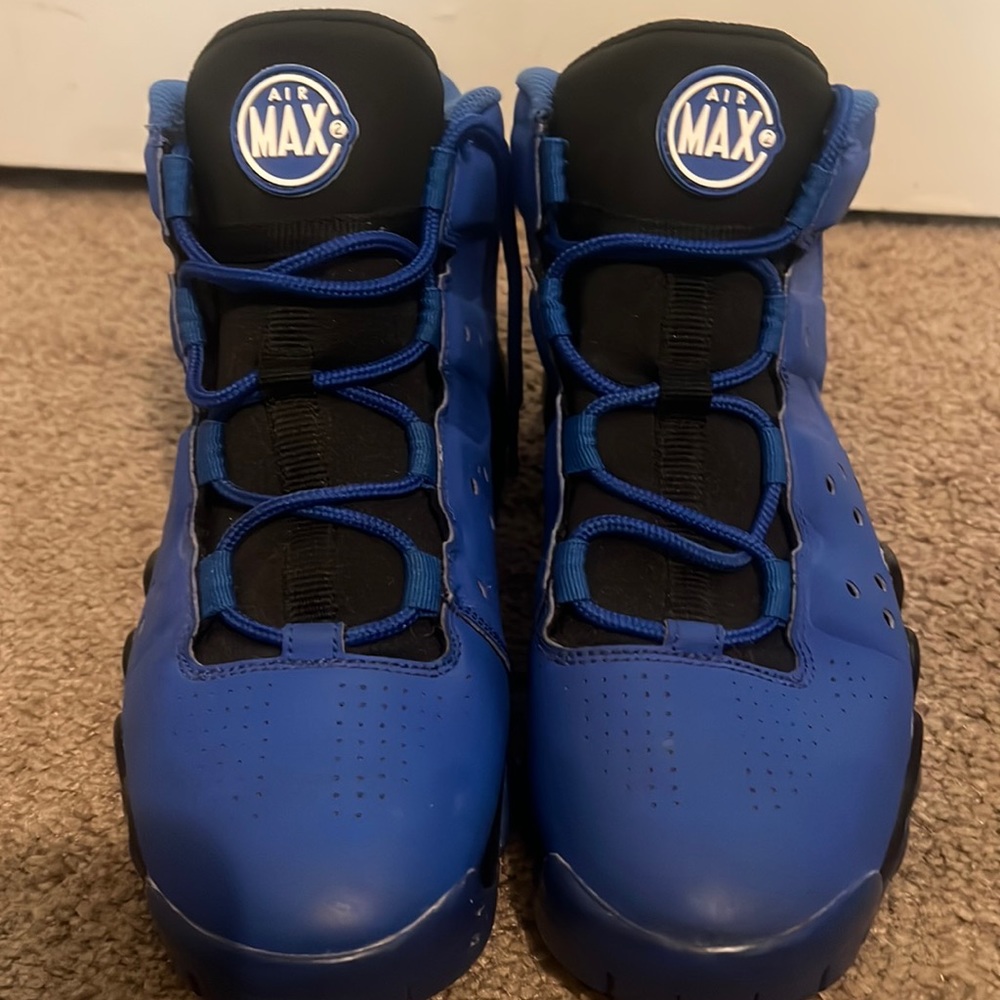 Blue Nike air max